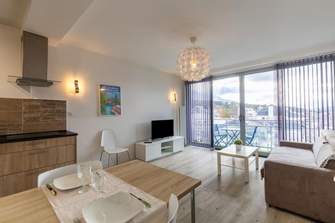 Moderne Et Lumineux Centre Aix Les Bains Apartment Aix-les-Bains